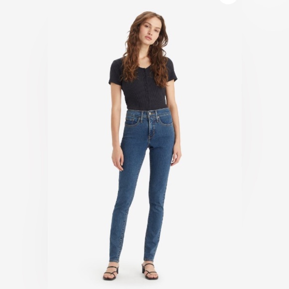 Levi’s Mid Rise Skinny Jeans Dark Wash - Picture 1 of 5